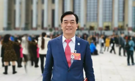 全國政協委員陳海佳建議,打造粵港澳大灣區全球干細胞科技創新高地,推動我國生物醫藥產業高質量發展。 全國政協委員陳海佳建議,打造粵港澳大灣區全球干細胞科技創新高地,推動我國生物醫藥產業高質量發展。