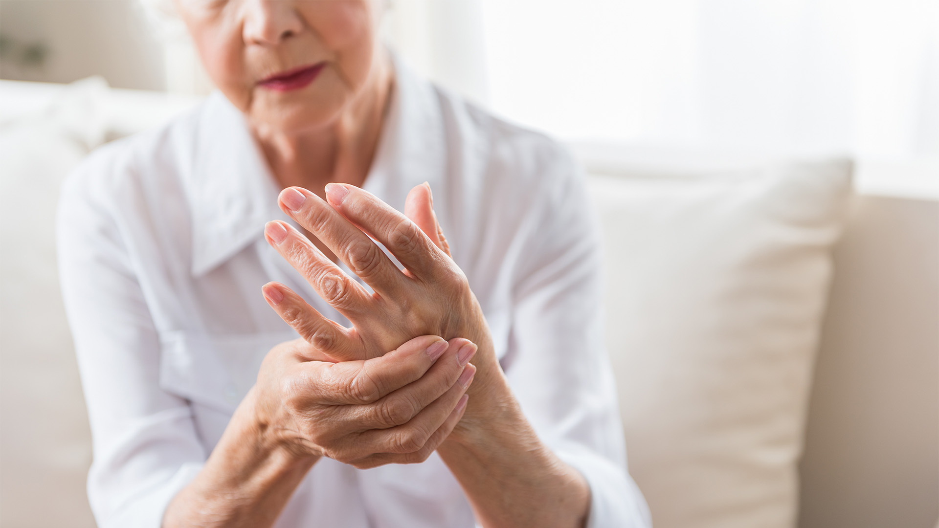 韓國一項臨床試驗證明:干細胞治療類風濕關(guān)節(jié)炎安全耐受 韓國一項臨床試驗證明:干細胞治療類風濕關(guān)節(jié)炎安全耐受