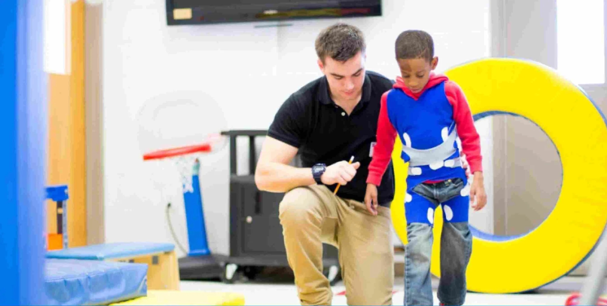 干細胞療法與藥物療法，誰更適合腦癱治療？