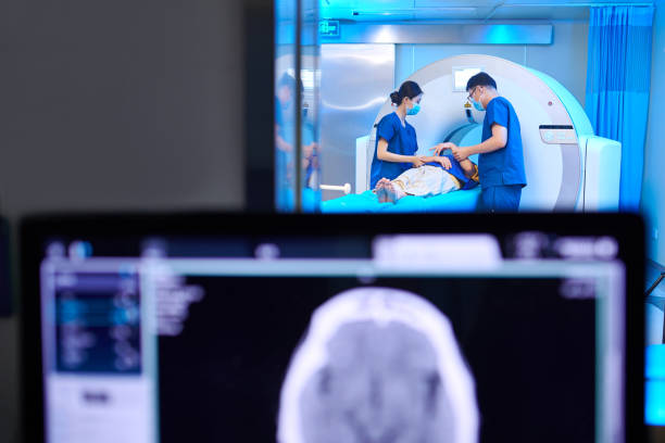 重塑治療神經(jīng)退行性疾病的未來:干細胞與工程化外泌體的臨床轉化進展 重塑治療神經(jīng)退行性疾病的未來:干細胞與工程化外泌體的臨床轉化進展